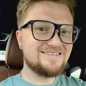 Meet your Posher, Christian